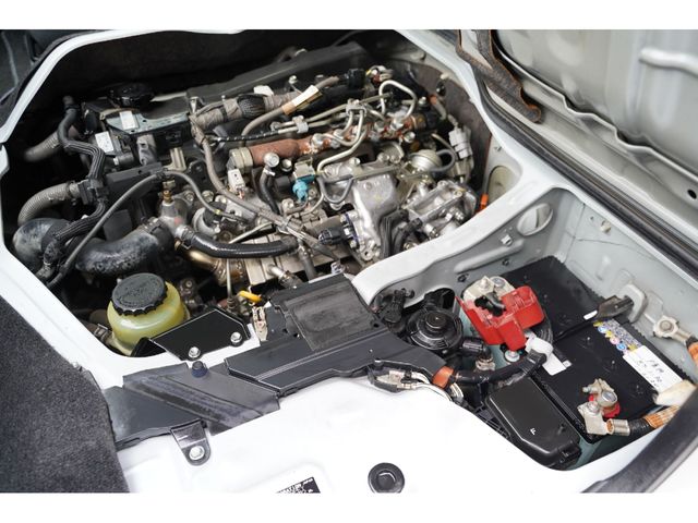 TOYOTA HIACE VAN 2WD 2015 Image 31