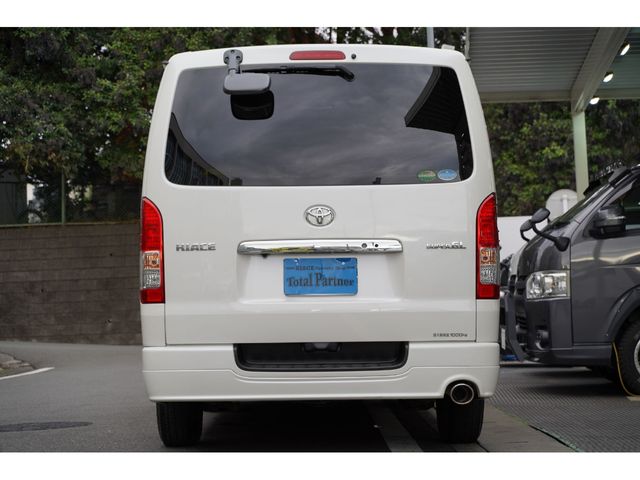 TOYOTA HIACE VAN 2WD 2015 Image 31