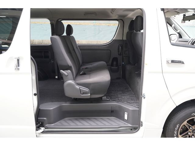 TOYOTA HIACE VAN 2WD 2015 Image 31