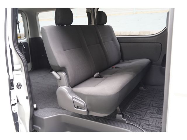 TOYOTA HIACE VAN 2WD 2015 Image 31