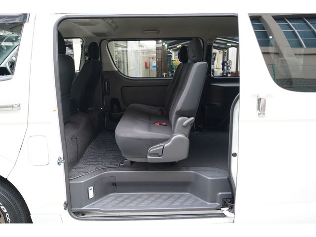 TOYOTA HIACE VAN 2WD 2015 Image 31