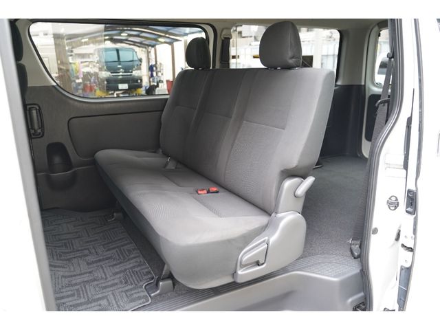 TOYOTA HIACE VAN 2WD 2015 Image 31