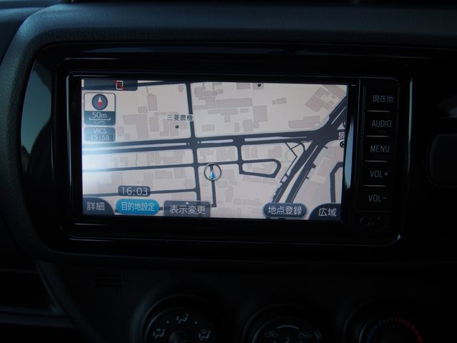 TOYOTA VITZ 2017 Image 31