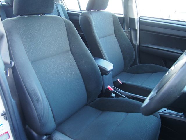 TOYOTA COROLLA AXIO 4WD 2018 Image 31