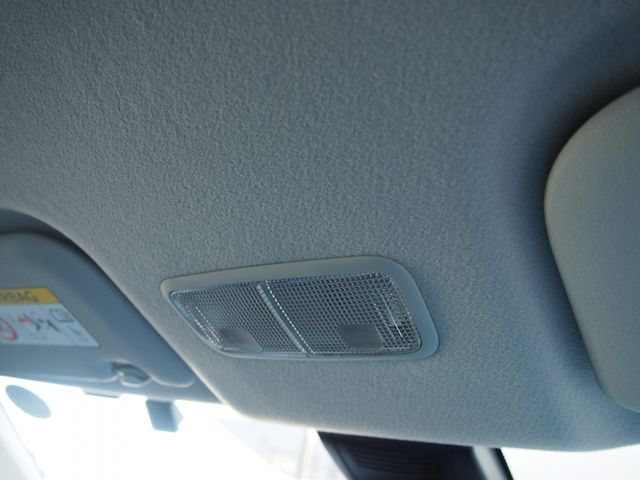 TOYOTA COROLLA AXIO 4WD 2018 Image 31