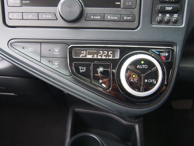 TOYOTA AQUA 2019 Image 31