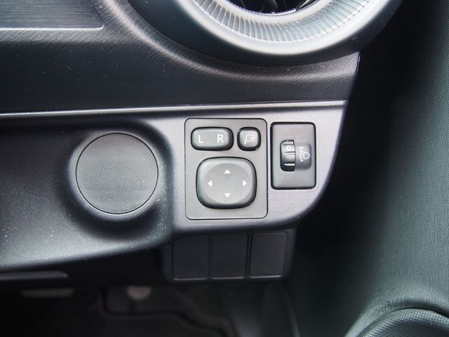 TOYOTA AQUA 2019 Image 31