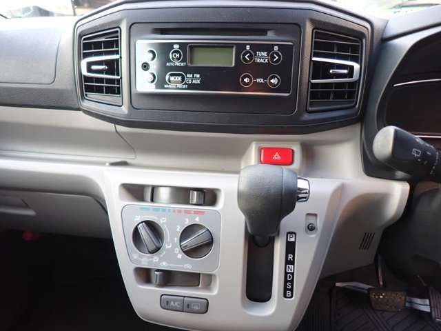 DAIHATSU MIRA E:S 4WD 2017 Image 31