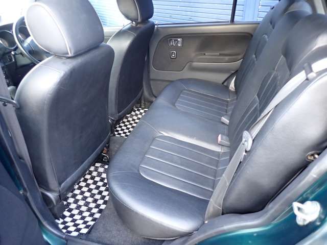 DAIHATSU MIRA GINO 2004 Image 31