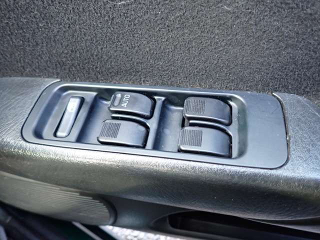 DAIHATSU MIRA GINO 2004 Image 31