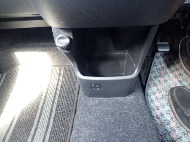 DAIHATSU CAST ACTIVA 2015 Image 31