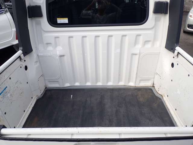 DAIHATSU HIJET DECKVAN 4WD 2017 Image 31