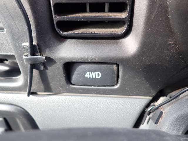 DAIHATSU HIJET DECKVAN 4WD 2017 Image 31