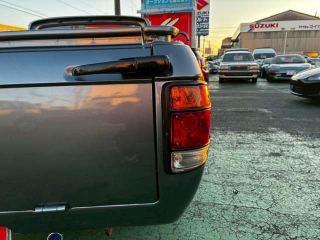 NISSAN SUNNY TRUCK 1991 Image 31