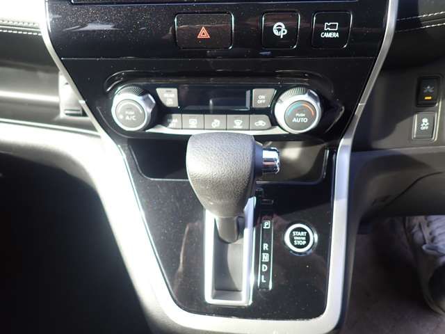 NISSAN SERENA  WG 2017 Image 31