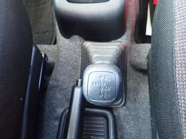 MITSUBISHI PAJERO MINI 4WD 2012 Image 31