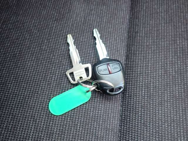 MITSUBISHI PAJERO MINI 4WD 2012 Image 31