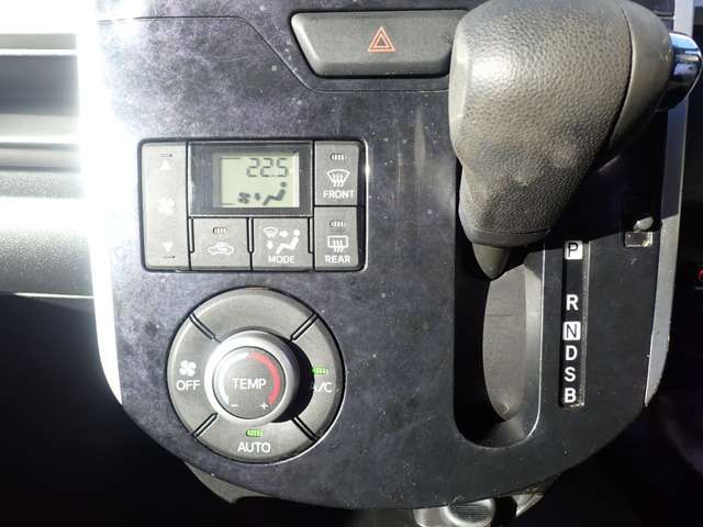 DAIHATSU TANTO CUSTOM 2018 Image 31