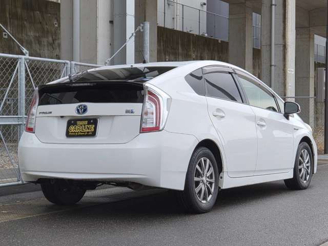 TOYOTA PRIUS 2012 Image 31