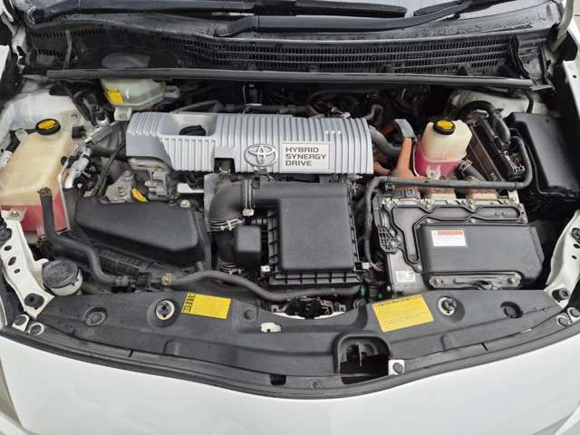 TOYOTA PRIUS 2012 Image 31