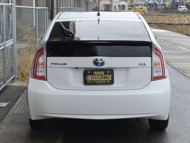 TOYOTA PRIUS 2012 Image 31