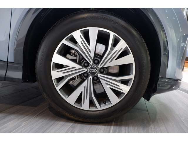 AUDI Q4 E-TRON SPORT 2024 Image 31