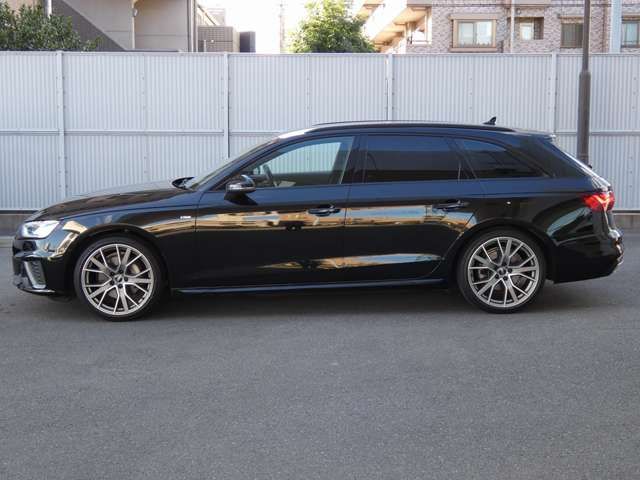 AUDI A4 AVANT 2021 Image 31