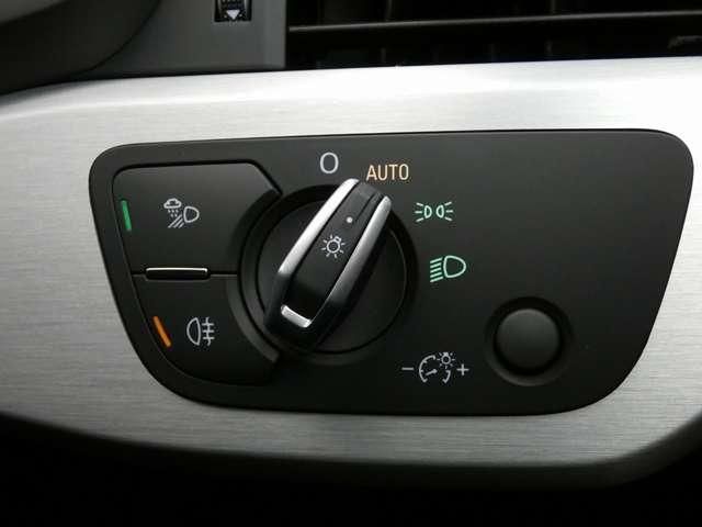 AUDI A4 AVANT 2021 Image 31