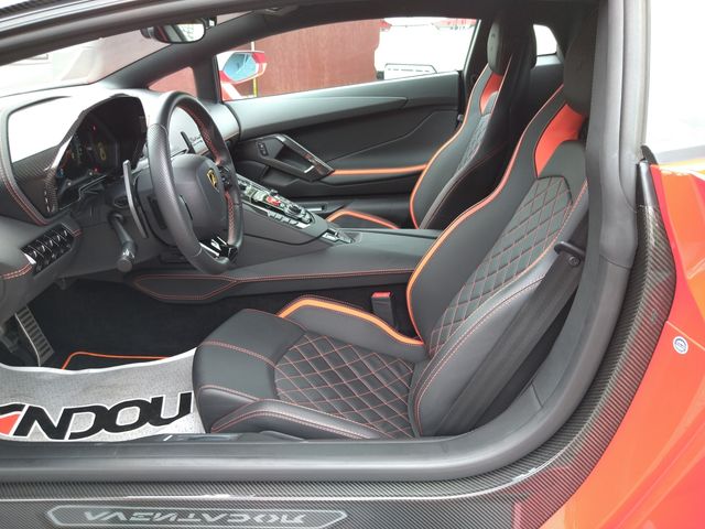 LAMBORGHINI AVENTADO 2018 Image 31