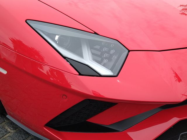 LAMBORGHINI AVENTADO 2018 Image 31