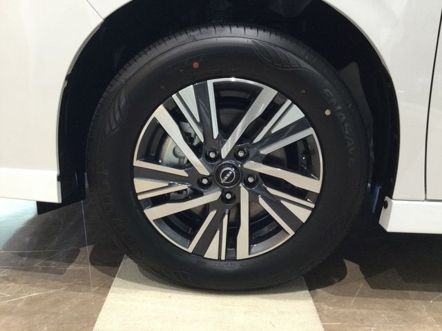 NISSAN SERENA  WG 2024 Image 31