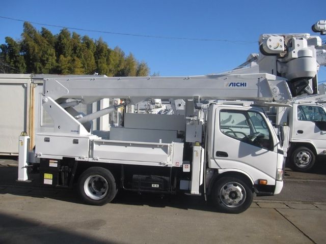 TOYOTA DYNA 2010 Image 31