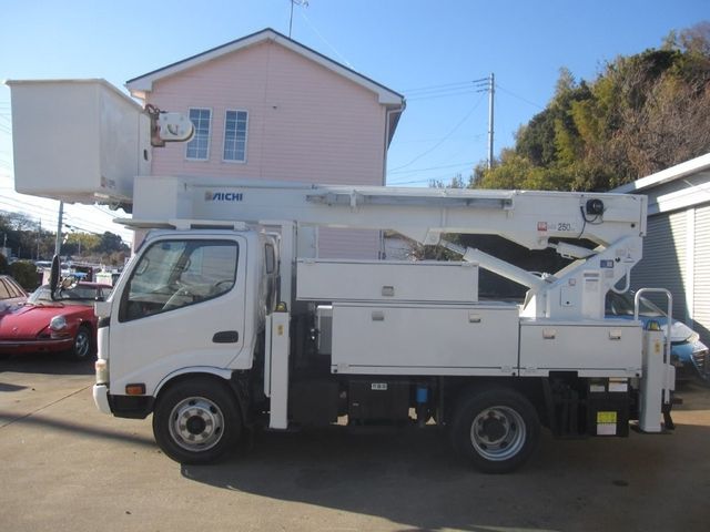 TOYOTA DYNA 2010 Image 31