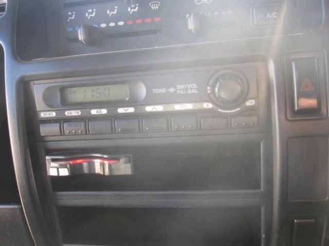 TOYOTA DYNA 2010 Image 31