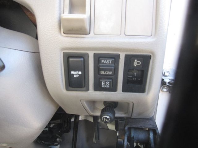 TOYOTA DYNA 2010 Image 31