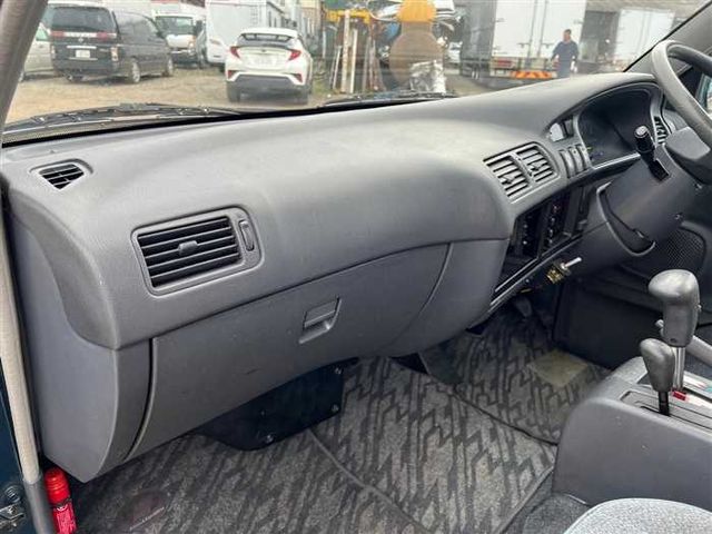 TOYOTA LITEACE WAGON 4WD 1995 Image 31