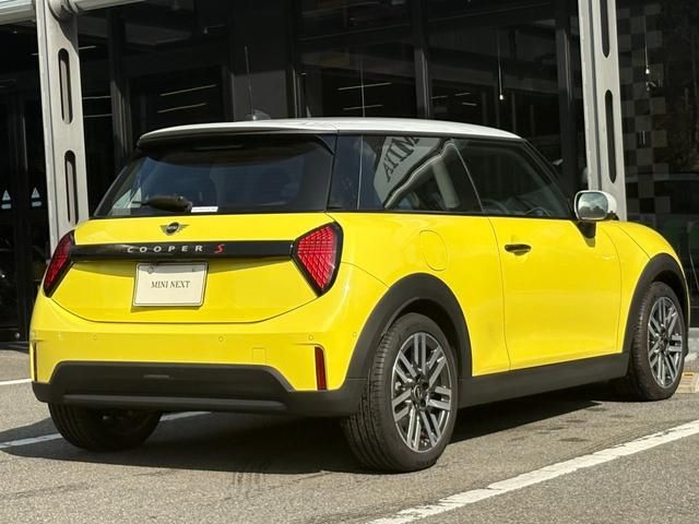 BMW MINI COOPER 2025 Image 31