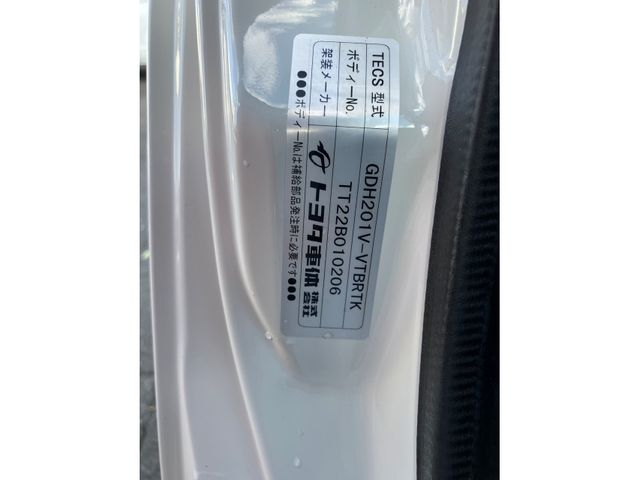 TOYOTA HIACE VAN 2WD 2023 Image 31