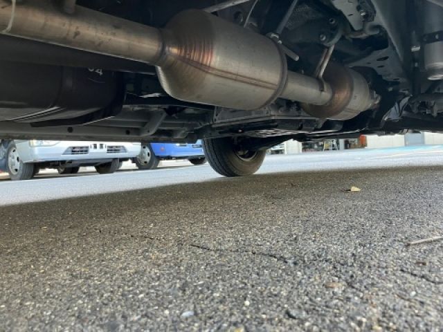 TOYOTA HIACE VAN 2WD 2023 Image 31