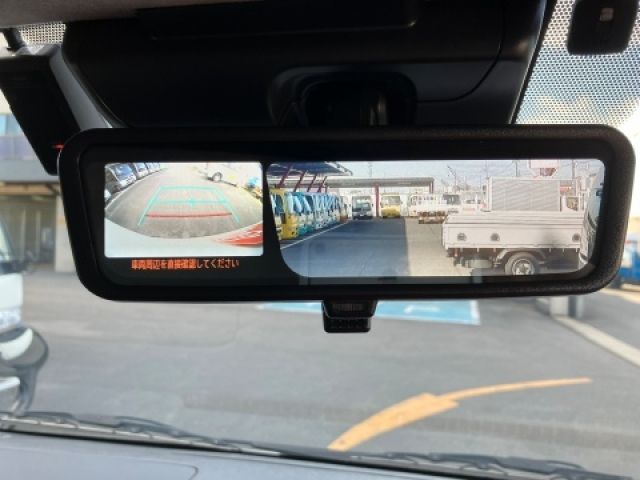 TOYOTA HIACE VAN 2WD 2023 Image 31