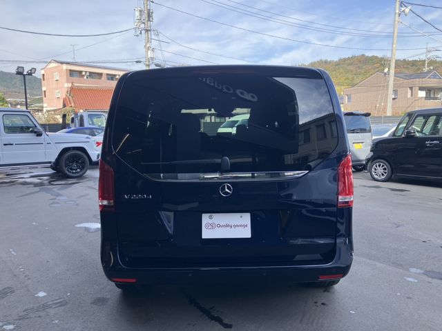 MERCEDES BENZ V CLAS 2019 Image 31