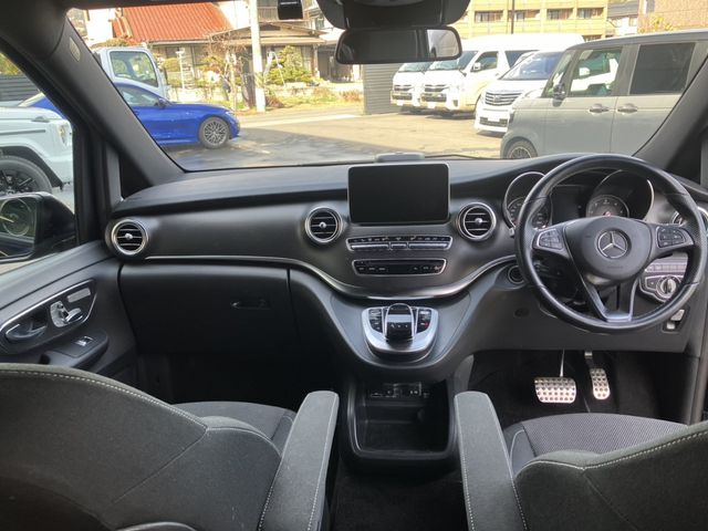 MERCEDES BENZ V CLAS 2019 Image 31