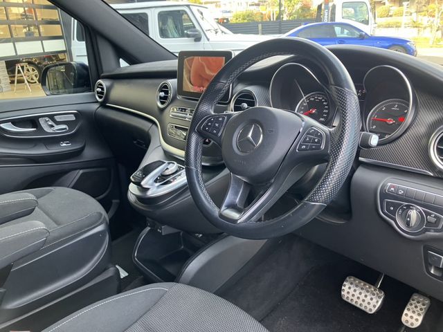 MERCEDES BENZ V CLAS 2019 Image 31