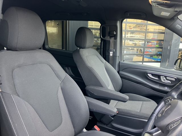 MERCEDES BENZ V CLAS 2019 Image 31