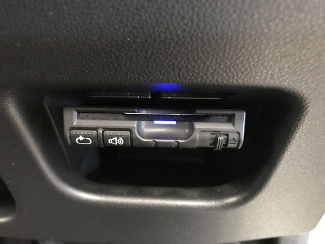 DAIHATSU MOVE CUSTOM 2017 Image 31