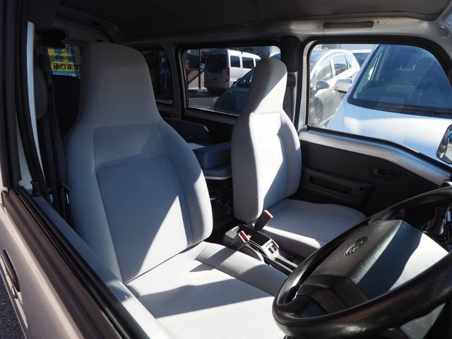 SUBARU SAMBAR VAN 2010 Image 31