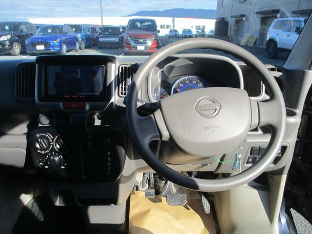 NISSAN NV100 CLIPPER 4WD 2017 Image 31