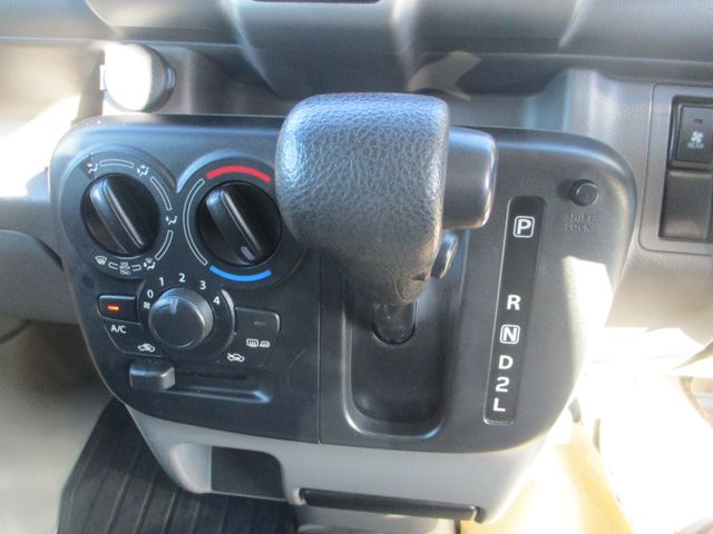 NISSAN NV100 CLIPPER 4WD 2017 Image 31