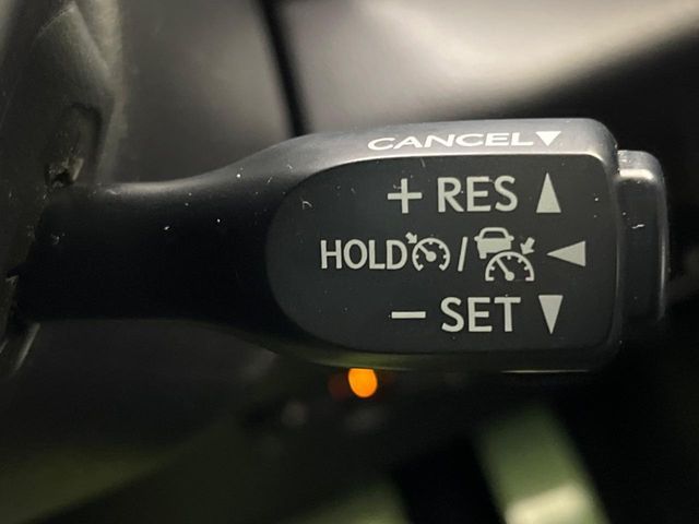 TOYOTA C-HR 2017 Image 31