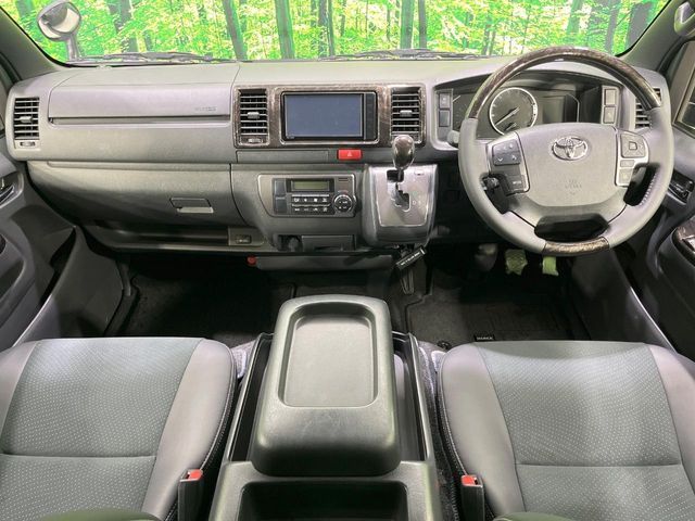 TOYOTA HIACE VAN 2WD 2023 Image 31